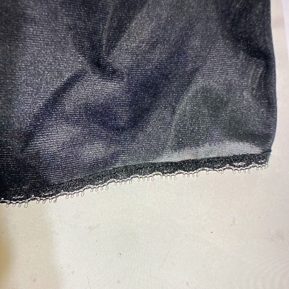 Y2K black cami Small semi sheer lace - Picture 3 of 5